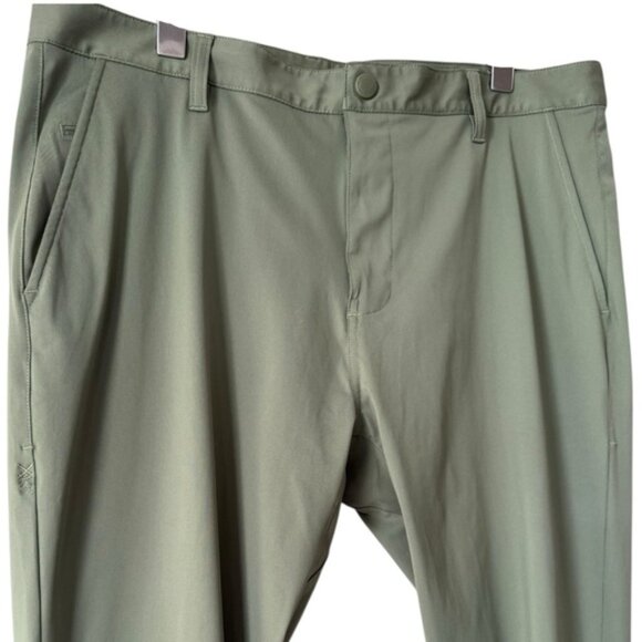 RHONE Commuter Slim Fit Pant Men’s Size 36 X 32 Green Stretch Golf Casual - Picture 3 of 9